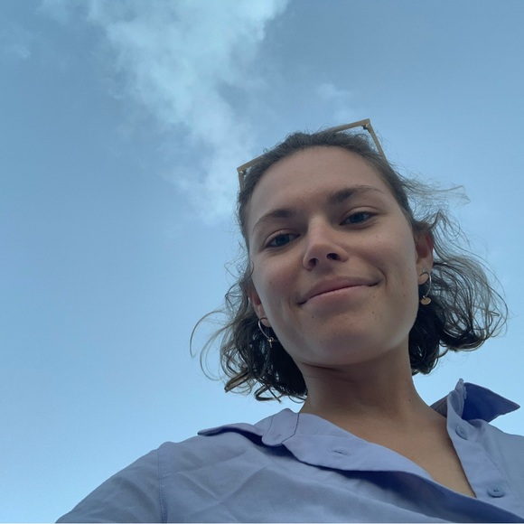 Meet your Posher, Katie - Picture 1 of 1